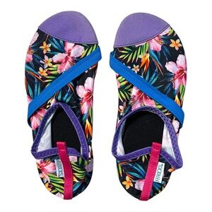 NWT Fitkicks Special Edition Lush Life Women’s Medium Flat Shoes Slippers Floral